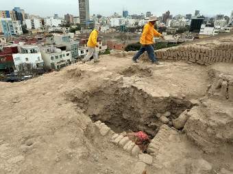 Археологические раскопки в Перу.
